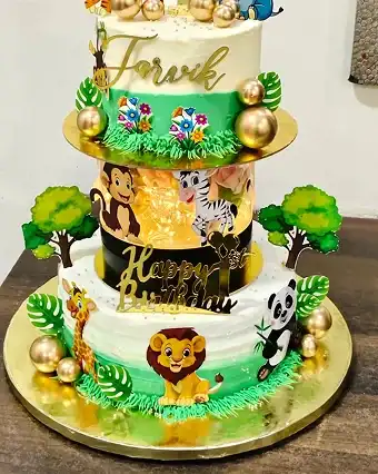 Customised Cake - Mac Delights